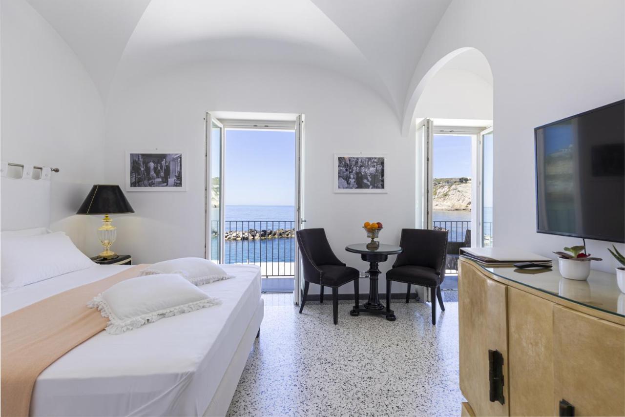 Roccobarocco Boutique Hotel Sant'Angelo (Isola d'Ischia) Exterior foto